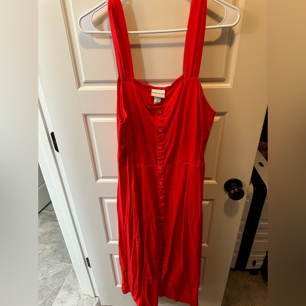 XXL, Red Dress